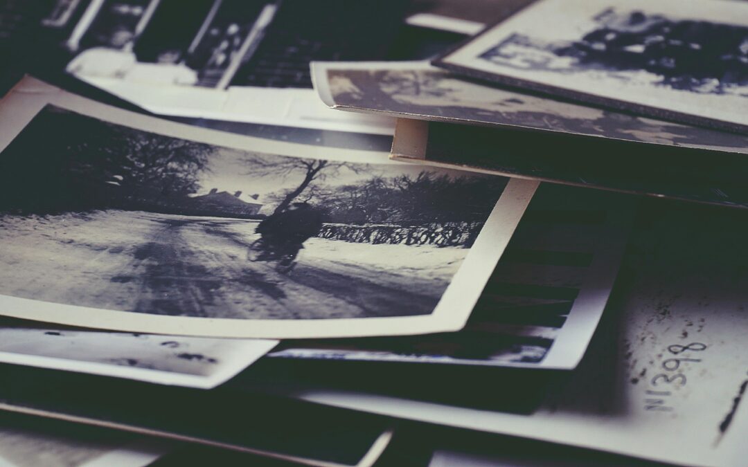 What to Do With Hundreds of Family Photos: Organize, Display, Preserve, and Share Your Memories